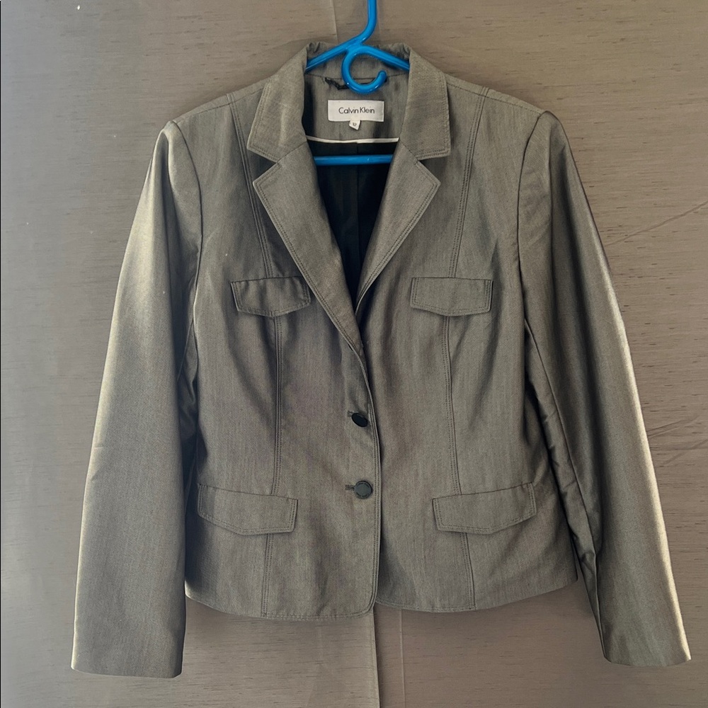 Calvin Klein Women's Charcoal Blazer With a sheen Sz.12, Padded shoulders bonus